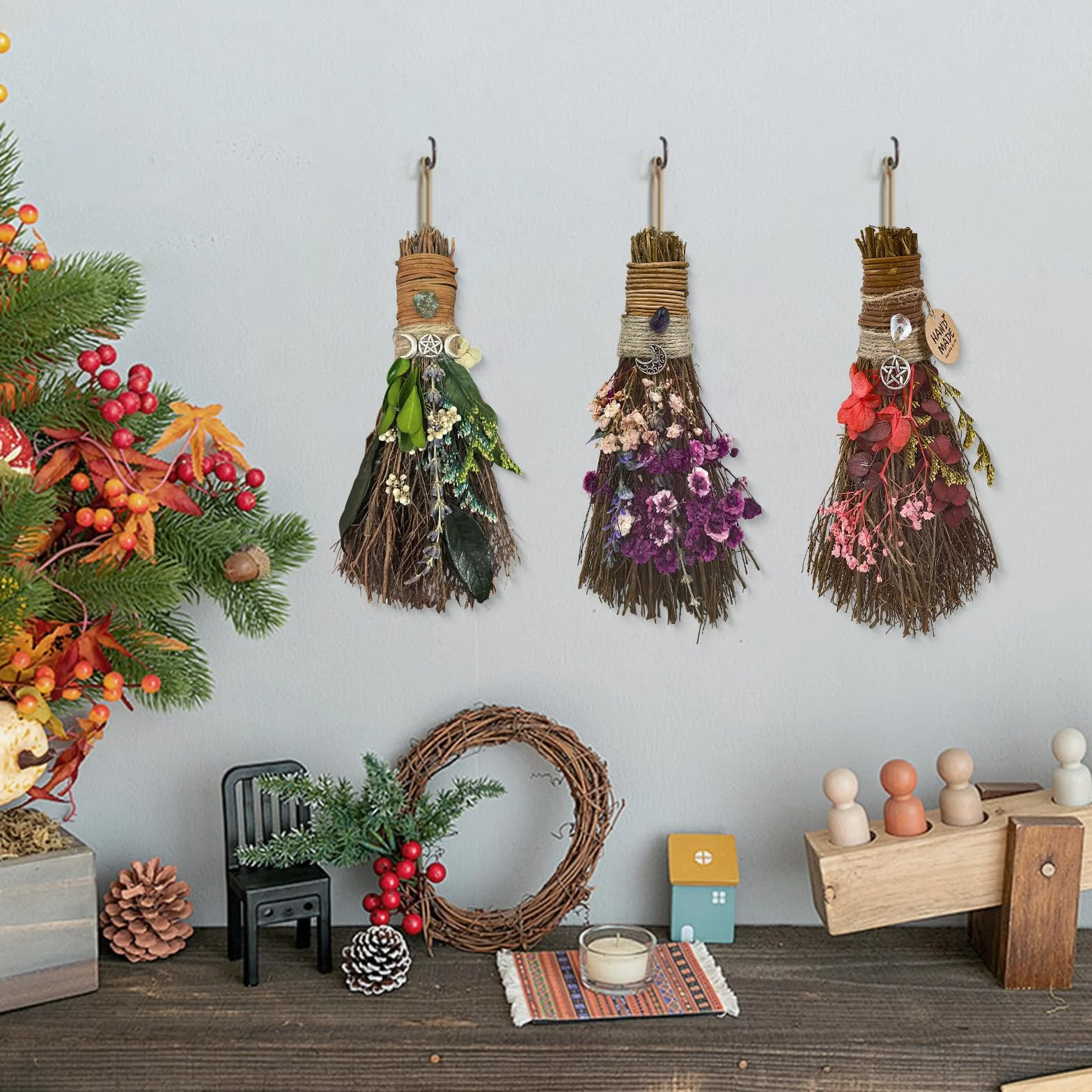 Miotła cynamonowa 19 cm, mini impreza tematyczna, dekoracyjna miotła z suszonymi kwiatami, miotła czarownica, wicca, naturalny magiczny kryształ, akcesoria na magiczne ceremonie, ręcznie robiona