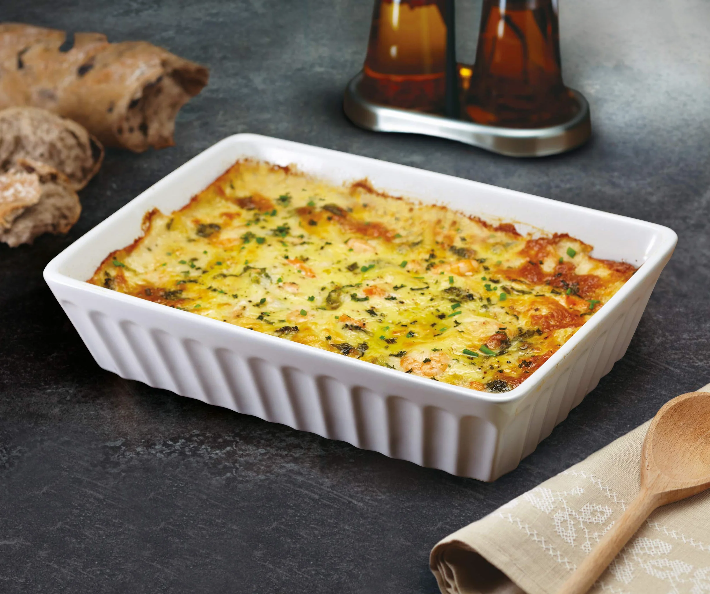 KitchenCraft Naczynie do Lasagne World of Flavours, Kamionka, 33 × 23 cm – Kolor Biały