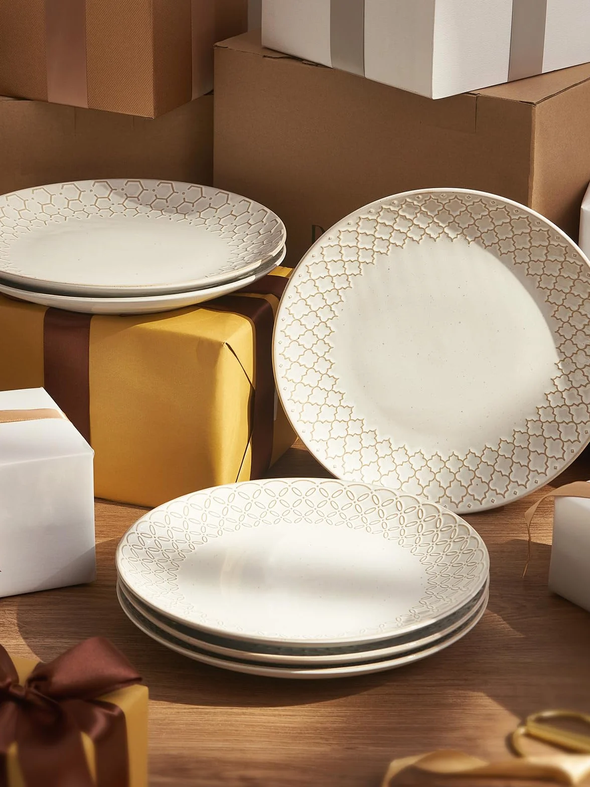 Zestaw 6 talerzy deserowych, ceramiczne talerze sałatkowe, 22 cm, wytłaczane, płaskie talerze do serwowania, na przekąski, mały lunch, sushi, odporne na zarysowania, naczynia z kamionki, nadają się do