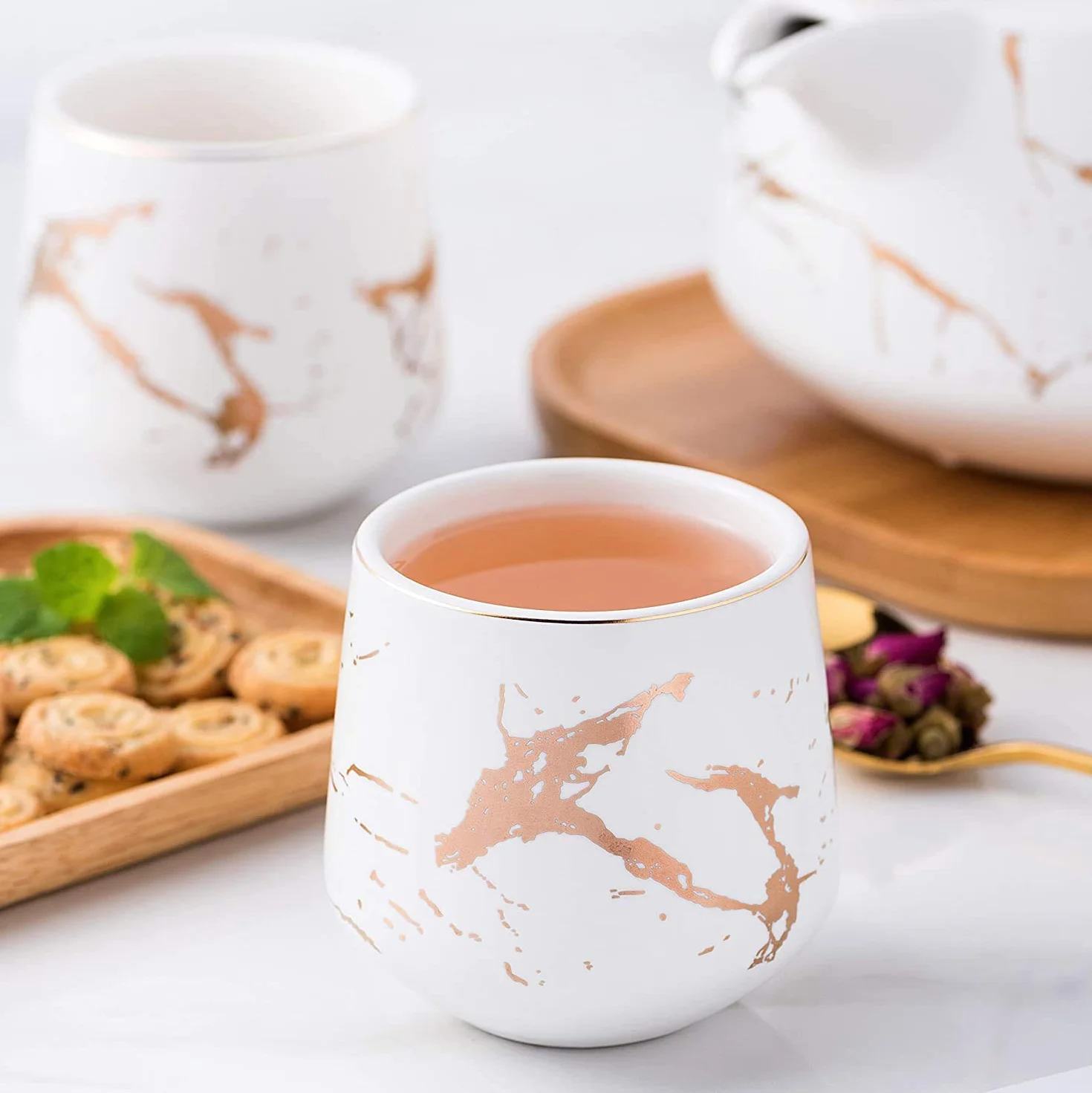 Ceramiczny zestaw do herbaty w japońskim stylu, elegancki czajniczek i 4 filiżanki do herbaty z drewnianą tacą na popołudniową herbatę, wystrój domu, restauracji, herbaty, przyjęcie, marmurowe