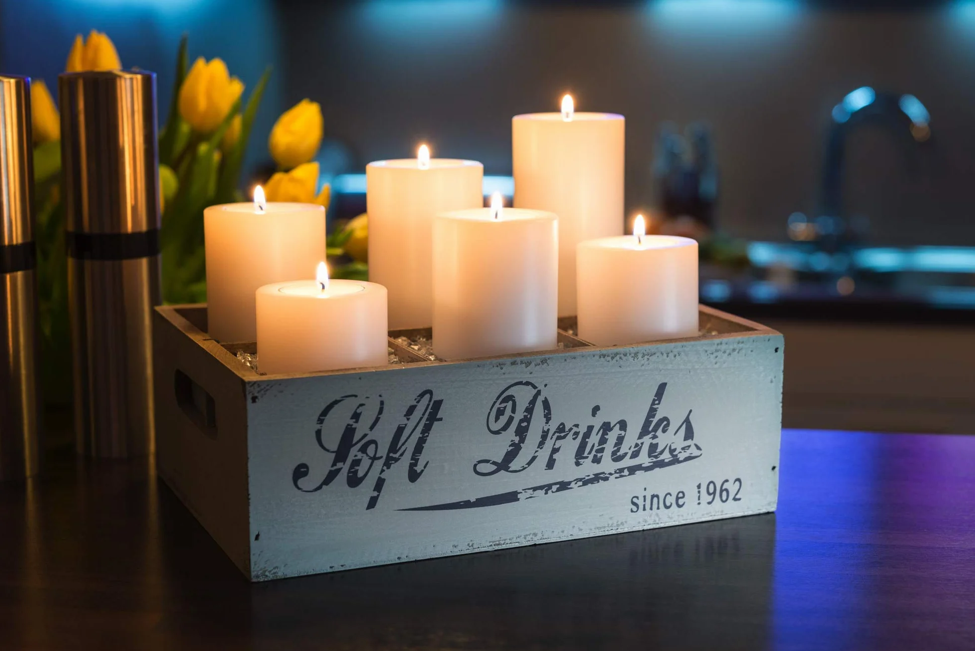 Qult Farluce Trend • Świecznik Na Podgrzewacze W Kształcie Świecy • Świeca Z Tworzywa Sztucznego • Tealight Z Wkładem Na Podgrzewacze • W Zestawie Świeczka