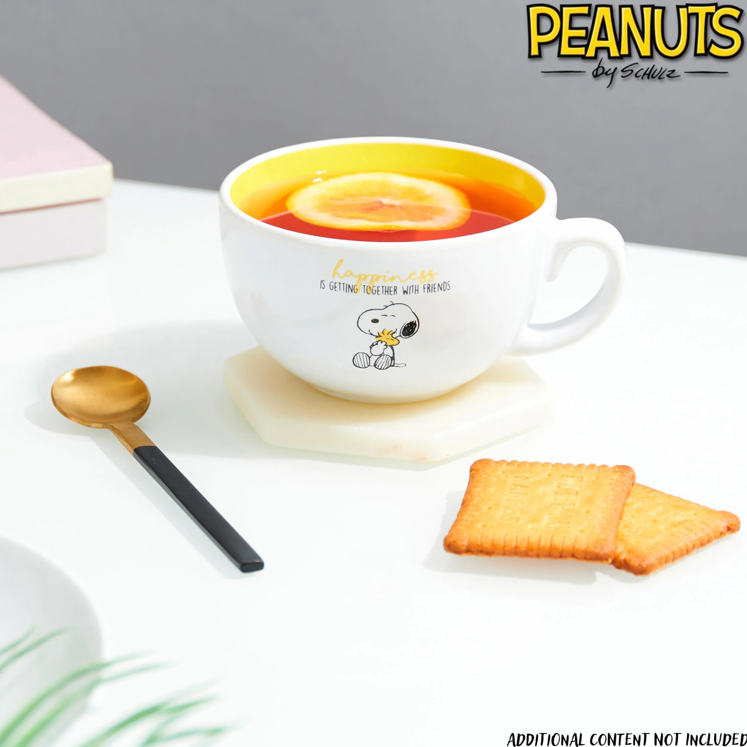 Peanuts Snoopy Ceramiczny kubek do kawy 340 ml biały żółty