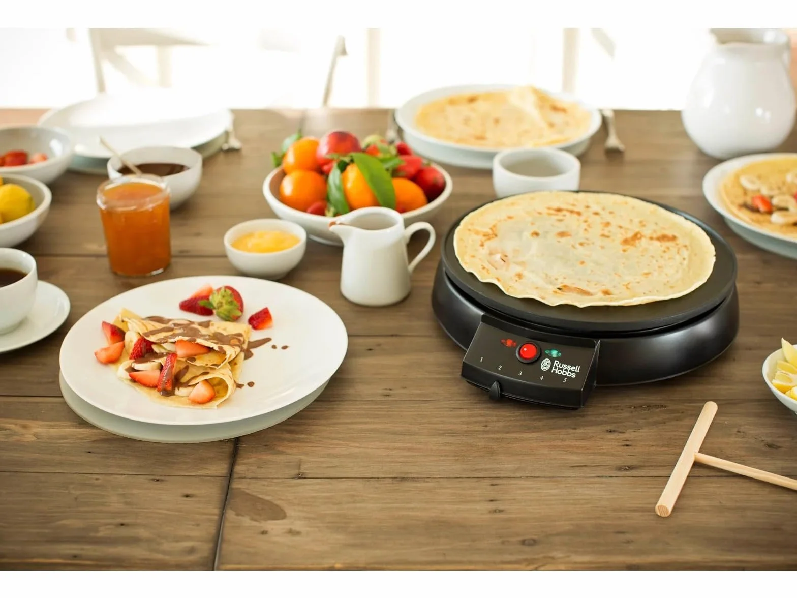 Russell Hobbs naleśnikarka, płyta o jednostajnej temperaturze, kontrolka gotowości temperatury, nieprzywierająca płyta, stal nierdzewna, moc 1000W, czarna, Crêpes Maker Fiesta 20920-56