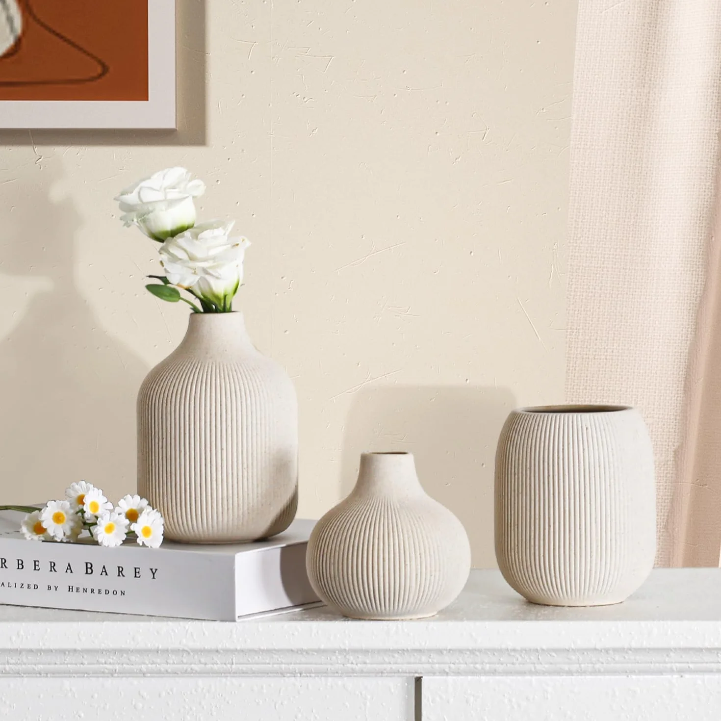 Dnnnii Zestaw 3 wazonów ceramicznych w nowoczesnym beżowym wykonaniu z prążkowaną fakturą, idealny do neutralnego i przejściowego wystroju domu - kolekcja dekoracyjnych minimalistycznych wazonów