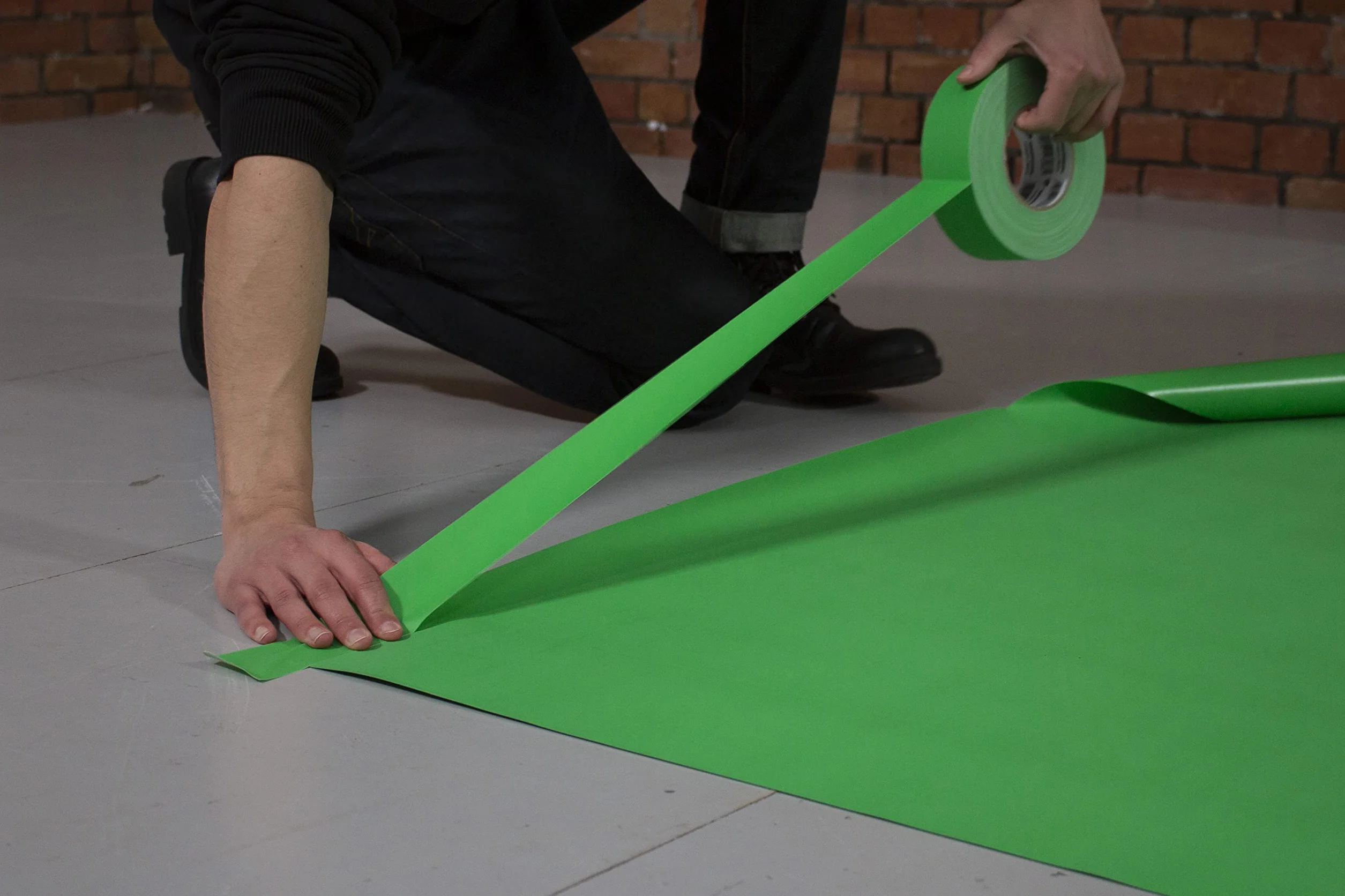 Manfrotto Chroma Key Green Gaffer Tape 50 mm x 50 m, taśma najwyższej jakości, bardzo mocne trzymanie, odpowiednia do techniki kluczowania, StudioLink, panoramiczne tło, LL LB7966
