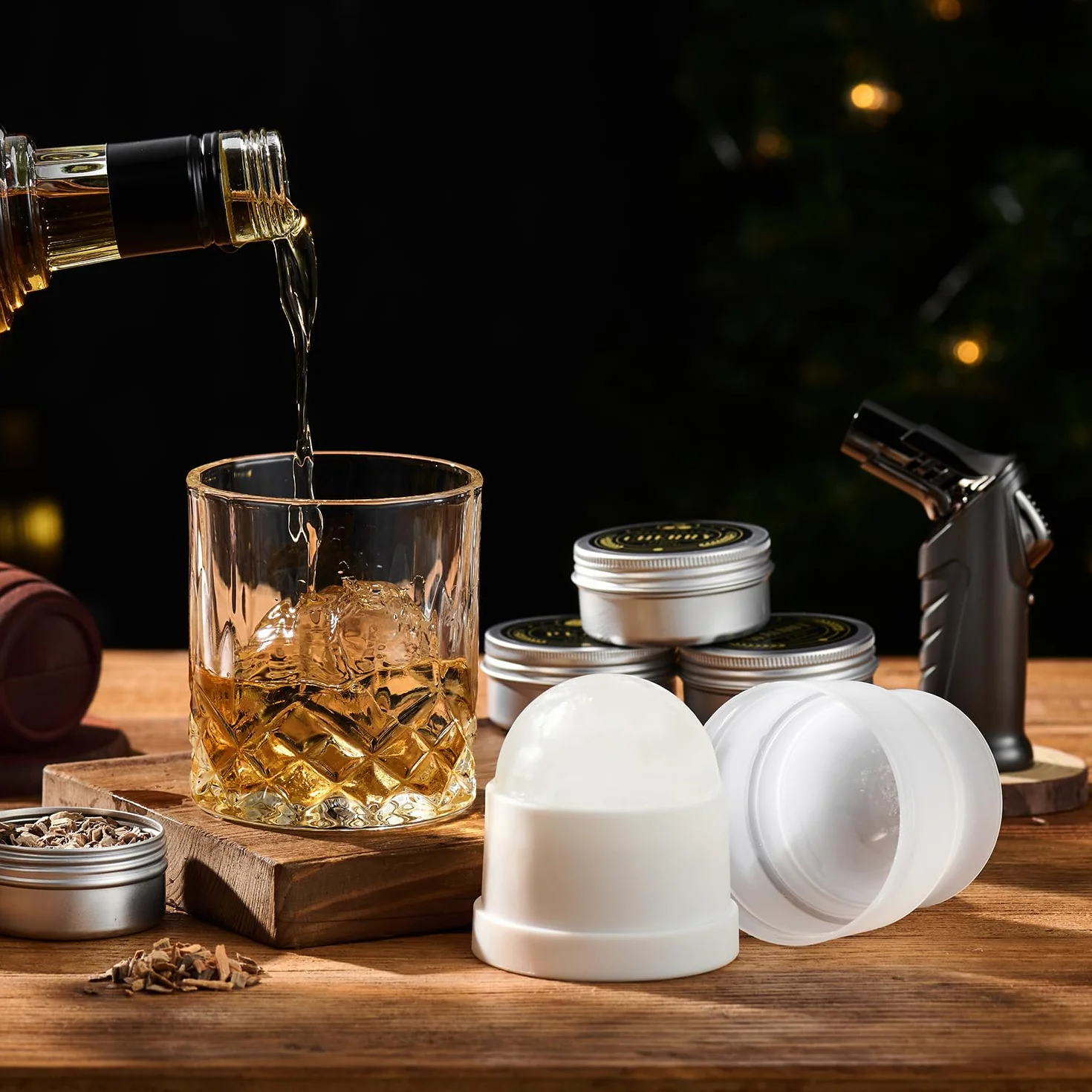 Zestaw do wędzarni whisky z latarką, 6 smaków, 2 szklanki, 2 foremki do lodów, zaparczacz do koktajli, staromodny zestaw do wędzania napojów, prezenty urodzinowe dla mężczyzn, taty