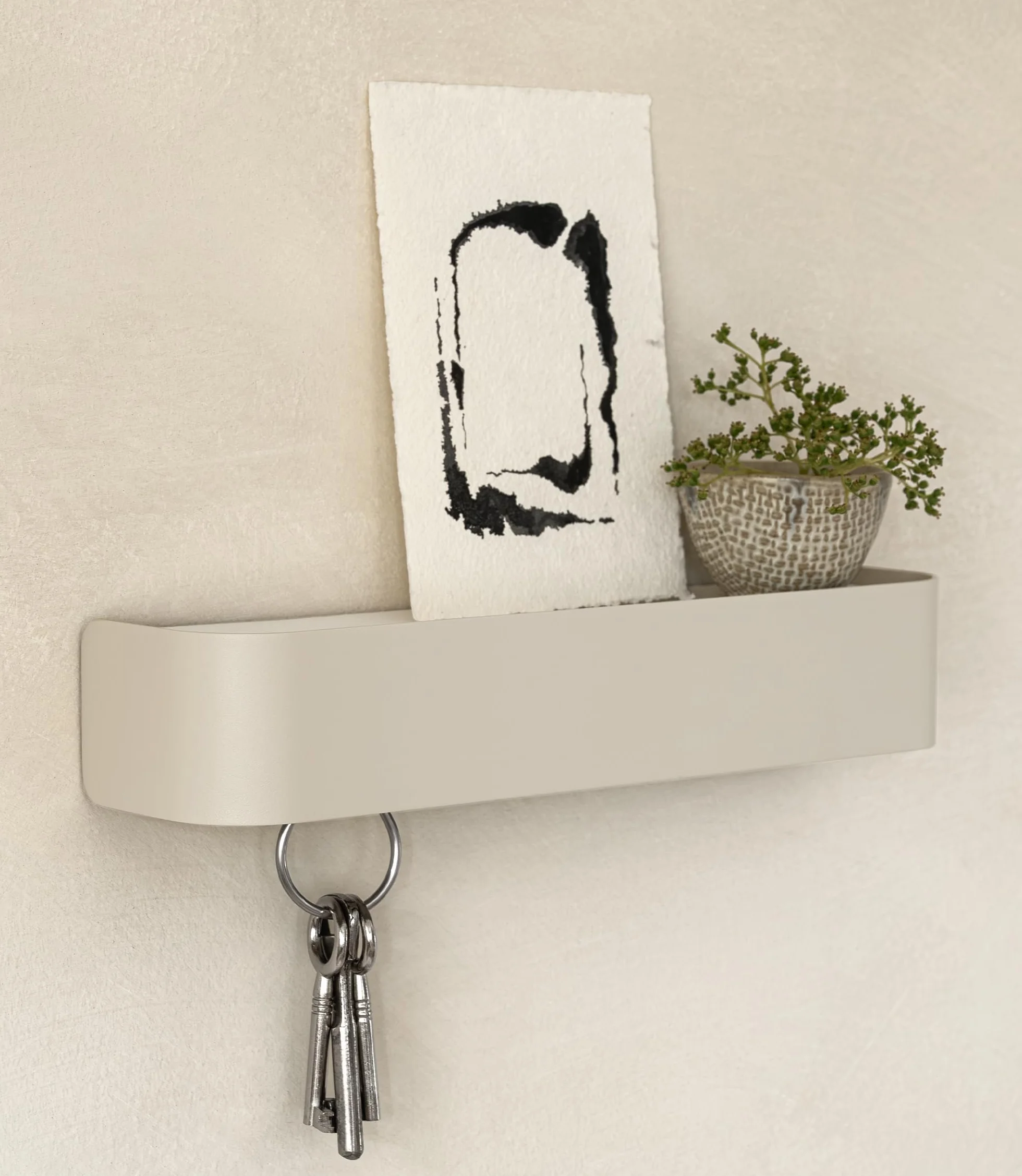 KAZAI. Wieszak na klucze 'Tone' | Minimalistyczny design wieszaków na klucze z Berlina | Nowoczesny uchwyt z metalową półką | Tablica jako mebel przedpokoju na ścianę | Taupe Piaskowy