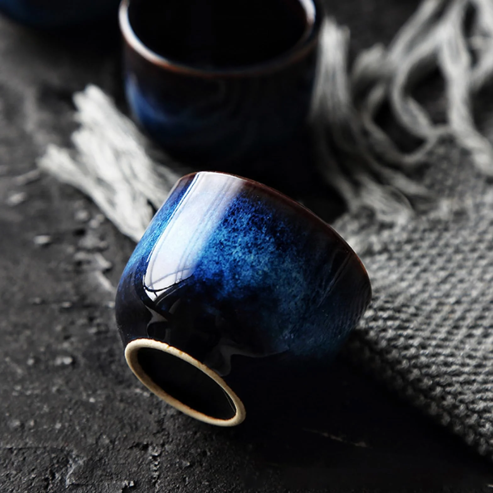 GOMETY Zestaw 6 kieliszków do jajek, porcelany, ceramiczne, do mycia w zmywarce, porcelanowe uchwyty na jajka na każdy stół śniadaniowy, zestaw twardych sake z ceramiki