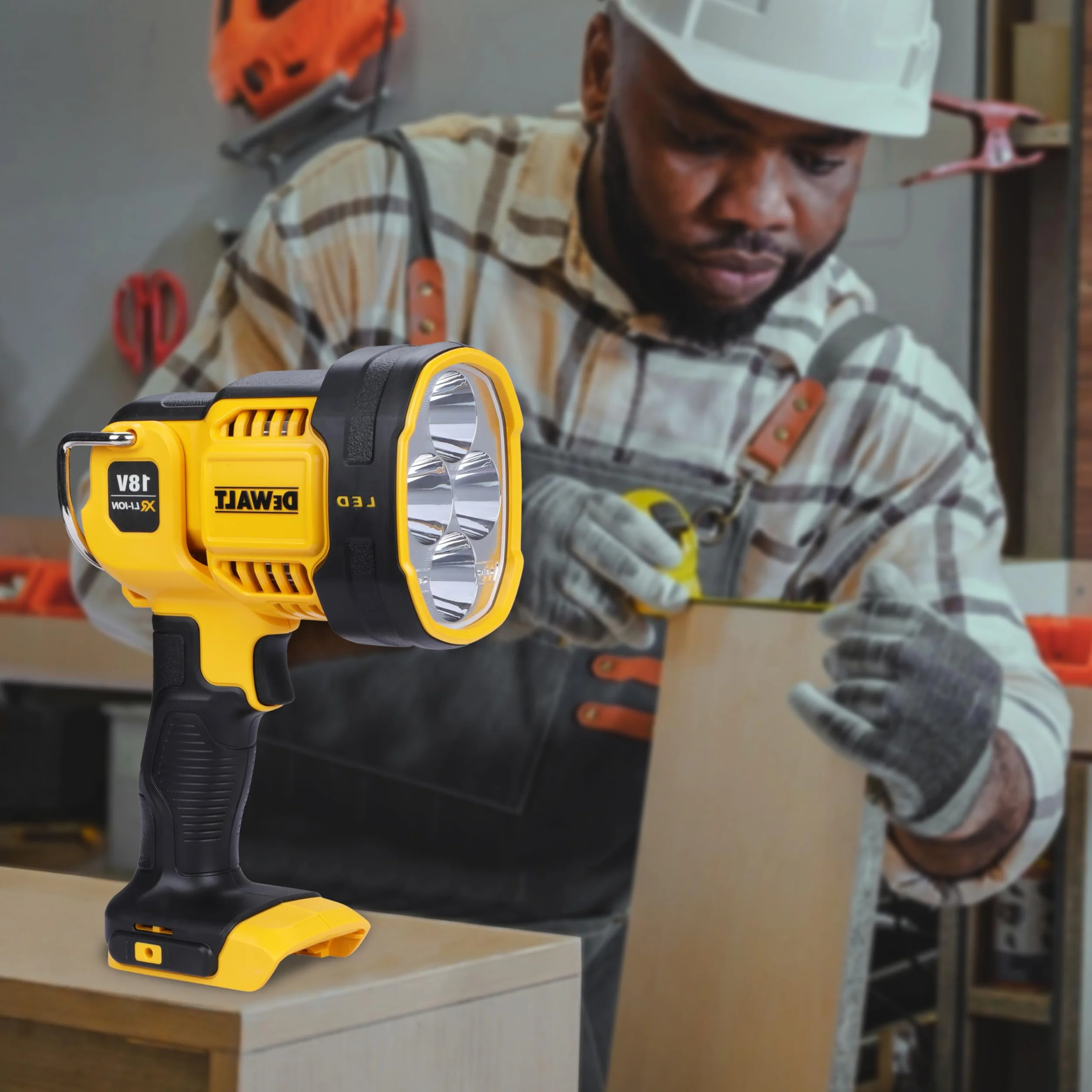 DEWALT Skuteczny Latarka luz led faro xr 18v 1.000 lúmenes bez ładowarka/akumulator dla profesjonalistów i majsterkowiczów do pracy profesjonalnej 18v