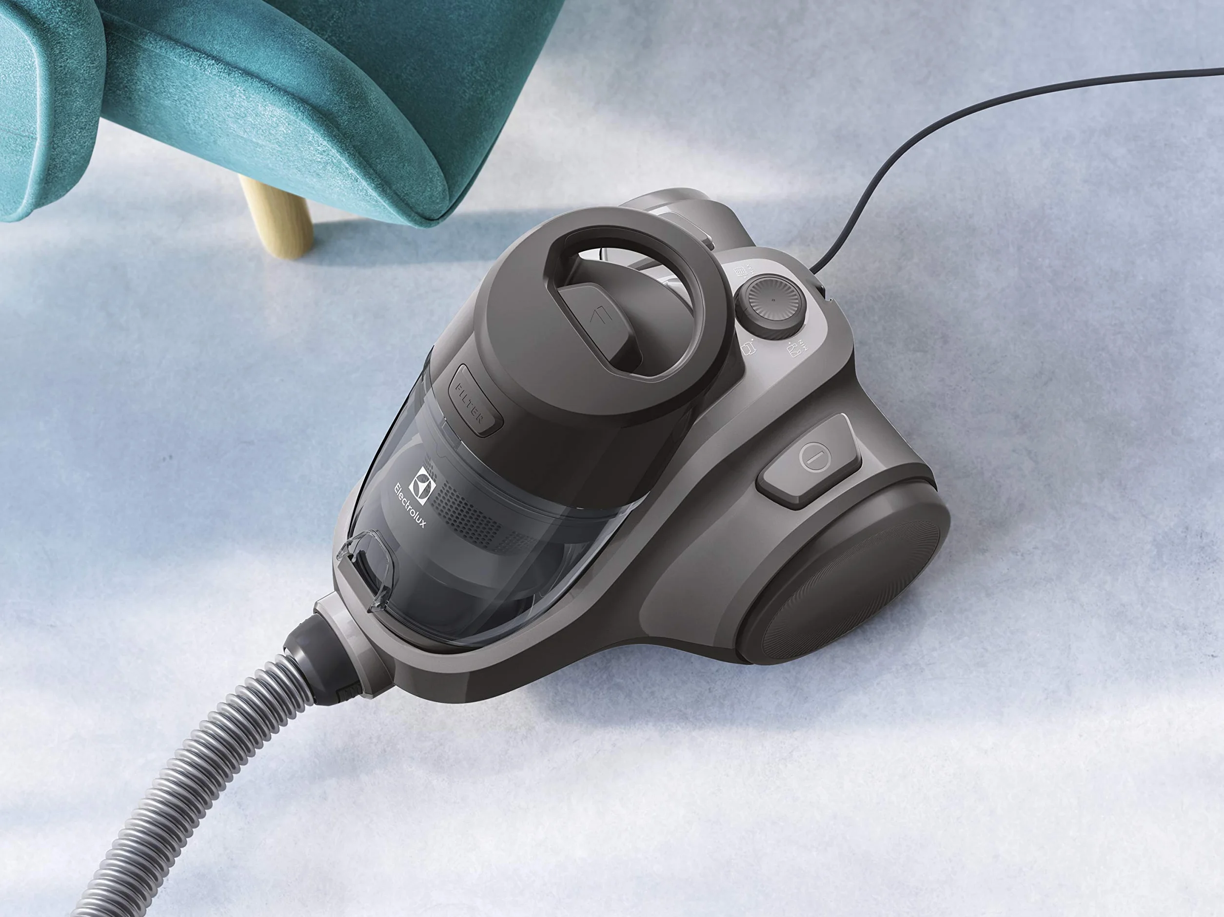 Electrolux Ec41-4T Ease C4 odkurzacz bezworkowy, 750 W, 80 decybeli, stal, czarny, 1,8 l
