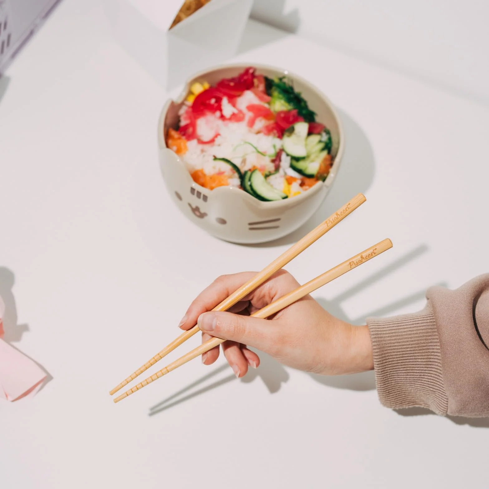 Pusheen Ramen Bowl Set with Chopsticks 900 ml 16 x 19 cm