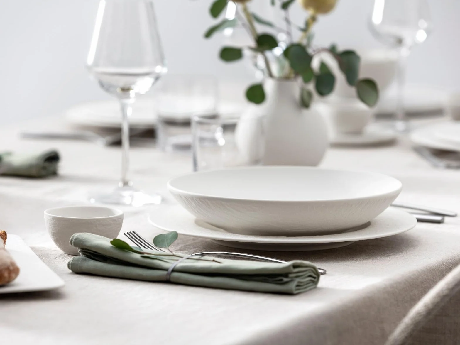 Villeroy und Boch Manufacture Rock Blanc miska, 28,7 cm, porcelana premium, biała