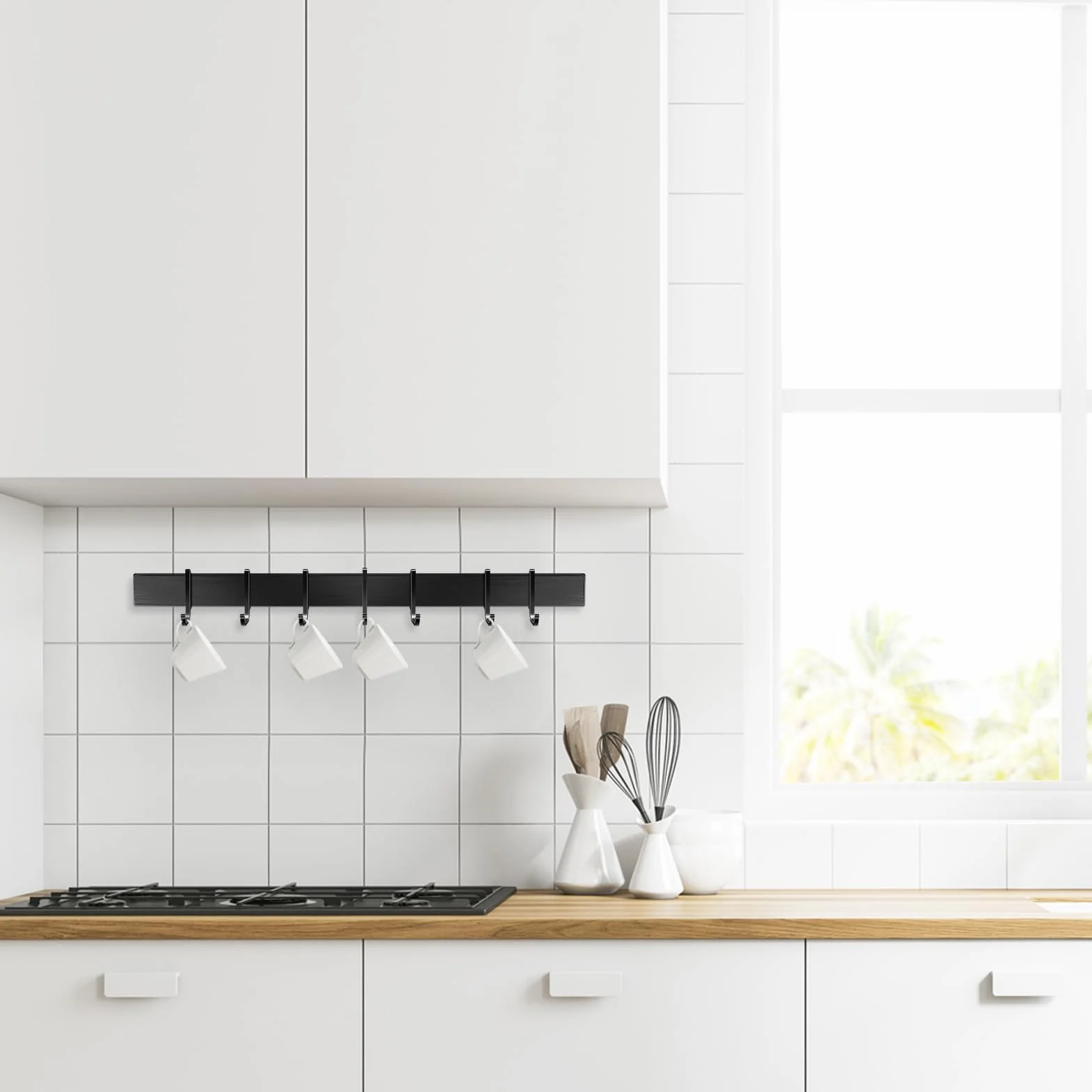 Aluminiowa listwa z haczykami do kuchni 40 cm czarna matowa bez wiercenia 7 haczyków