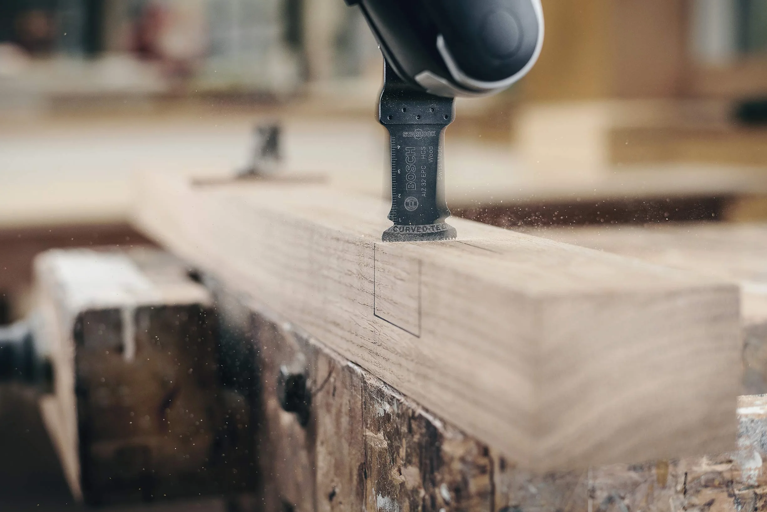 Bosch Professional Brzeszczot BIM do cięcia wgłębnego AIZ 32 APB (do drewna i metalu, 50 x 32 mm, akcesoria narzędzie wielofunkcyjne)