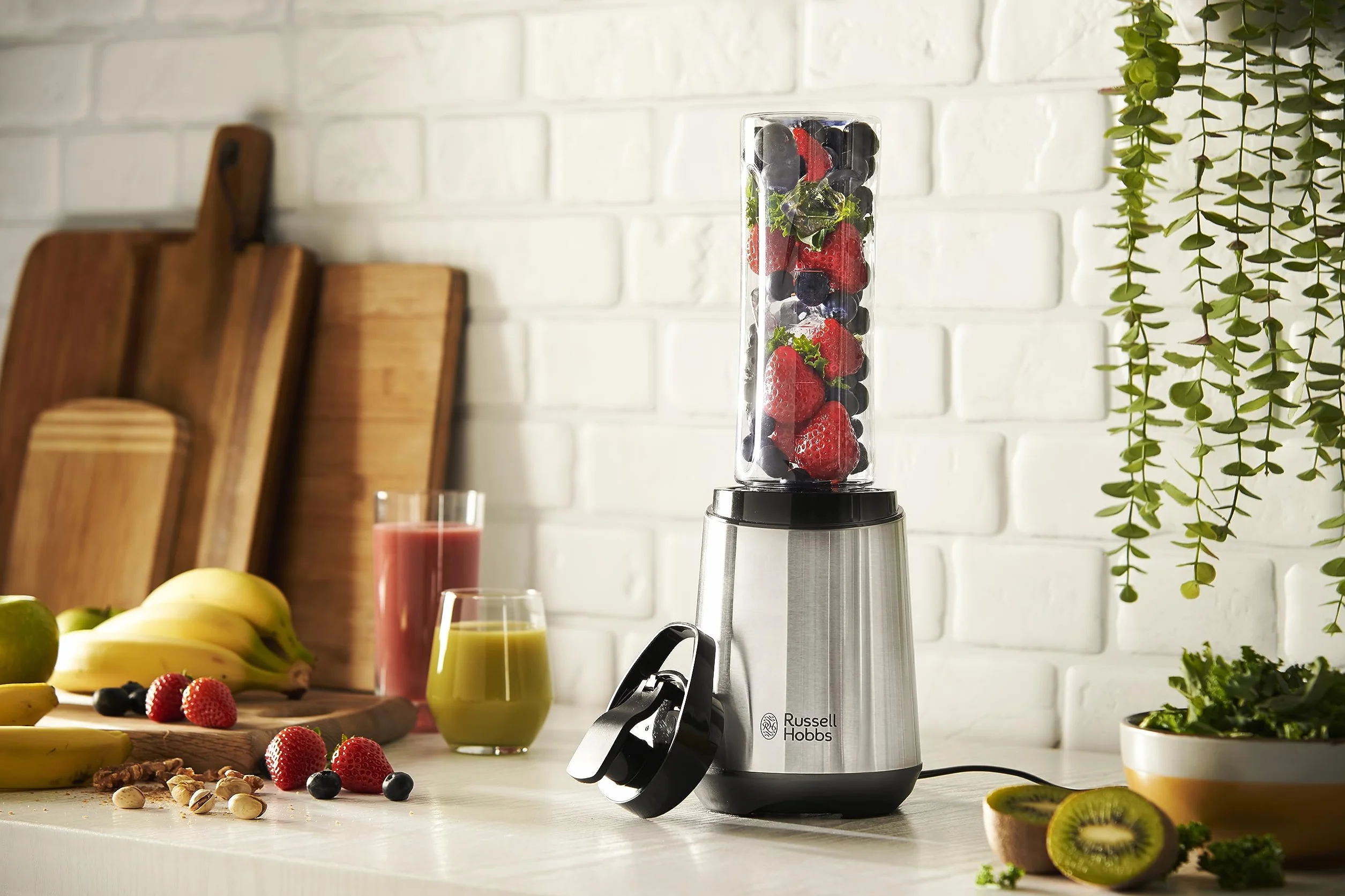 Russell Hobbs Blender personalny 300W 23,5tys obr/min 600ml Mix&Go 23472-56