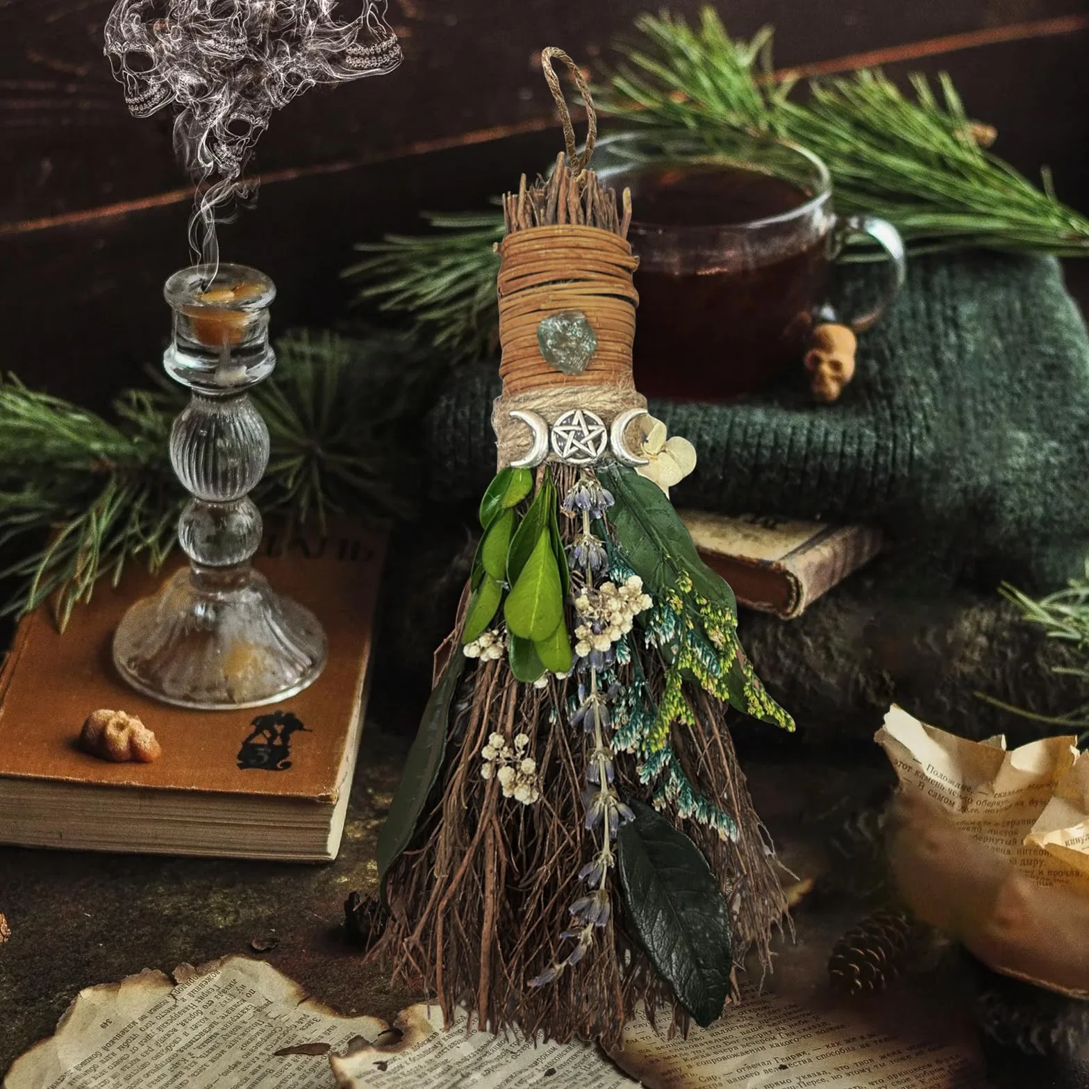 Miotła cynamonowa 19 cm, mini impreza tematyczna, dekoracyjna miotła z suszonymi kwiatami, miotła czarownica, wicca, naturalny magiczny kryształ, akcesoria na magiczne ceremonie, ręcznie robiona
