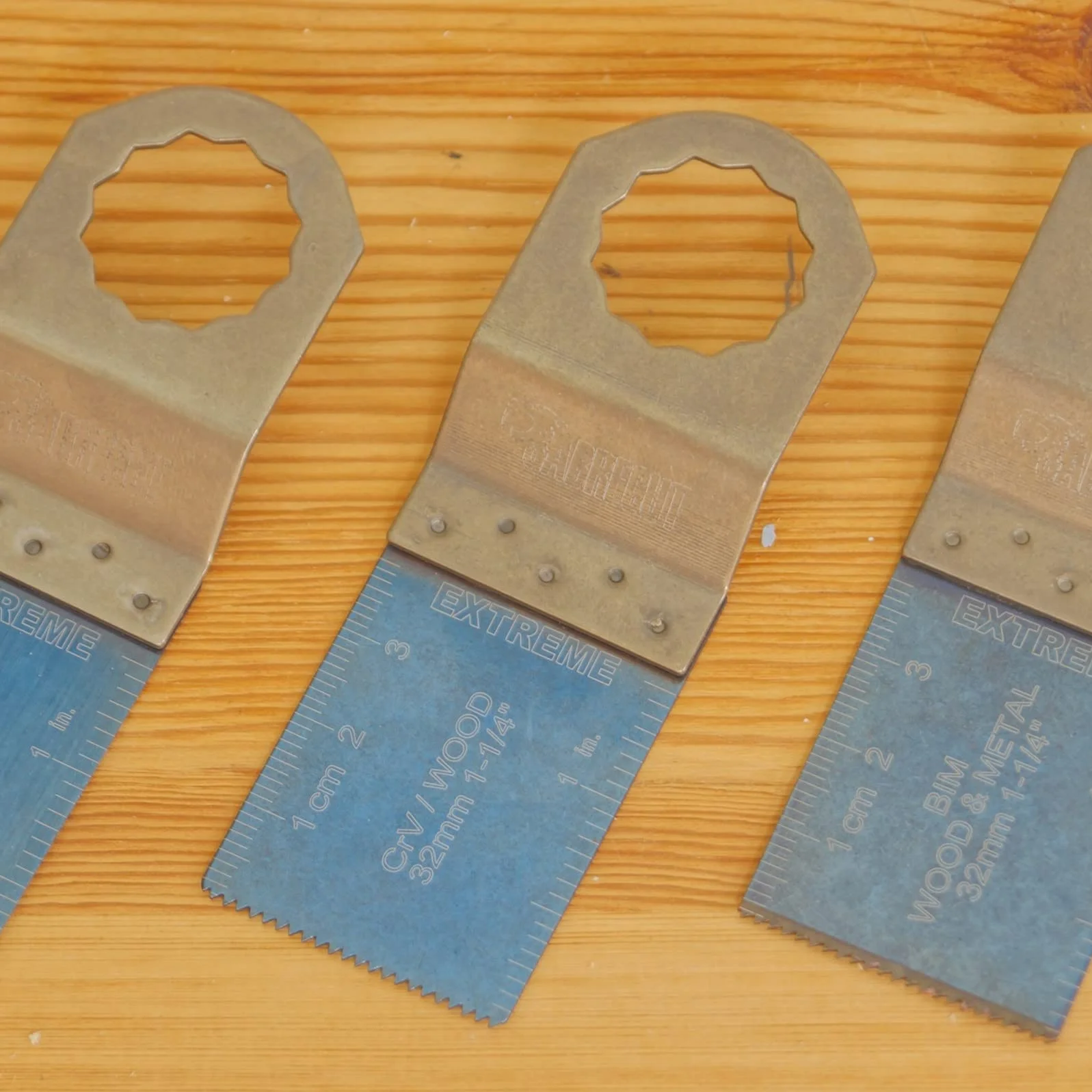 10 x SabreCut SC35F_10 35 mm ostrza z drewna o drobnych zębach, kompatybilne z Fein SuperCut i Festool Vecturo (Non-StarLock), oscylacyjne narzędzie wielofunkcyjne, akcesoria do narzędzi