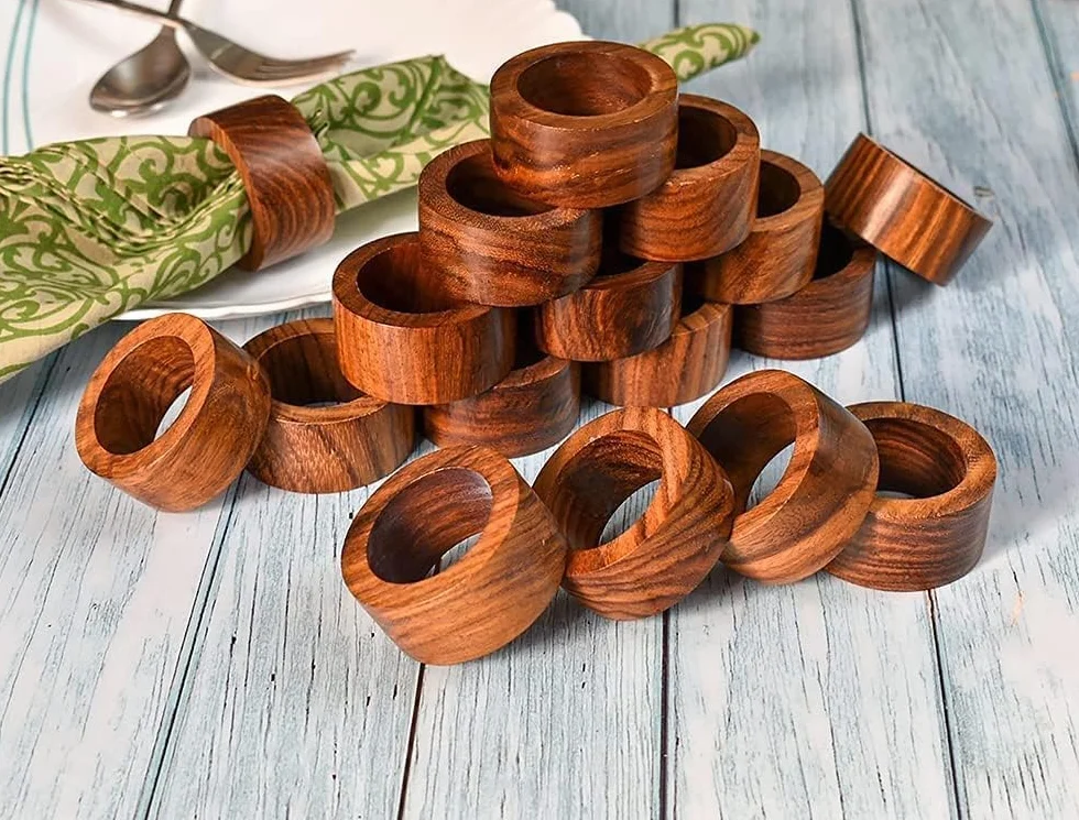 Ajuny Ręcznie wykonany drewniany okrągły pierścień na serwetkę elegancki gładki dekoracyjny 3,8 cm serwetki do dekoracji stołu kolacja wesele przyjęcia jadalnia przyjęcie dekoracja stołu zestaw 12