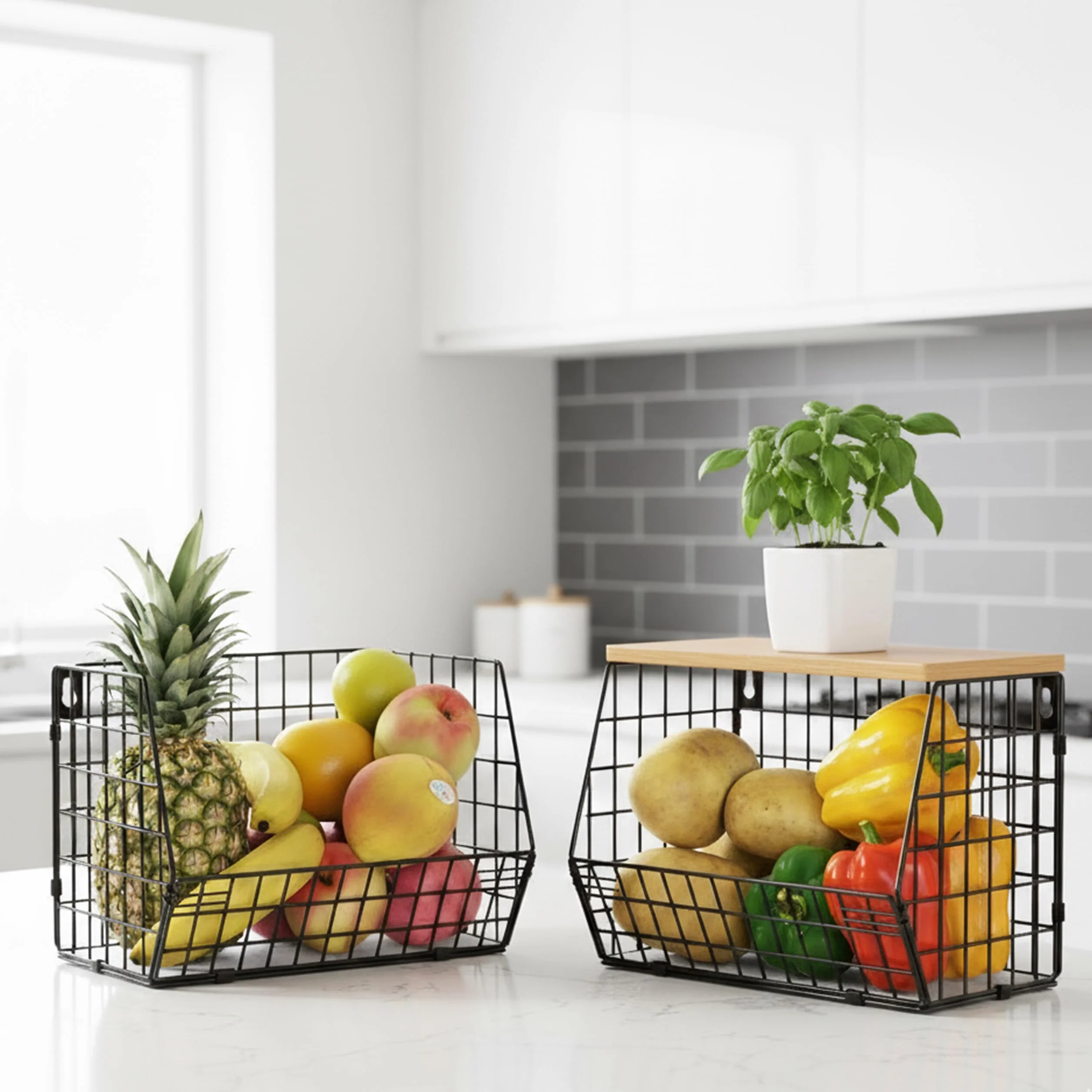 Relaxdays Naścienny kosz na owoce wiszący organizer kuchenny metalowa siatka 22 x 30 x 20 cm czarny