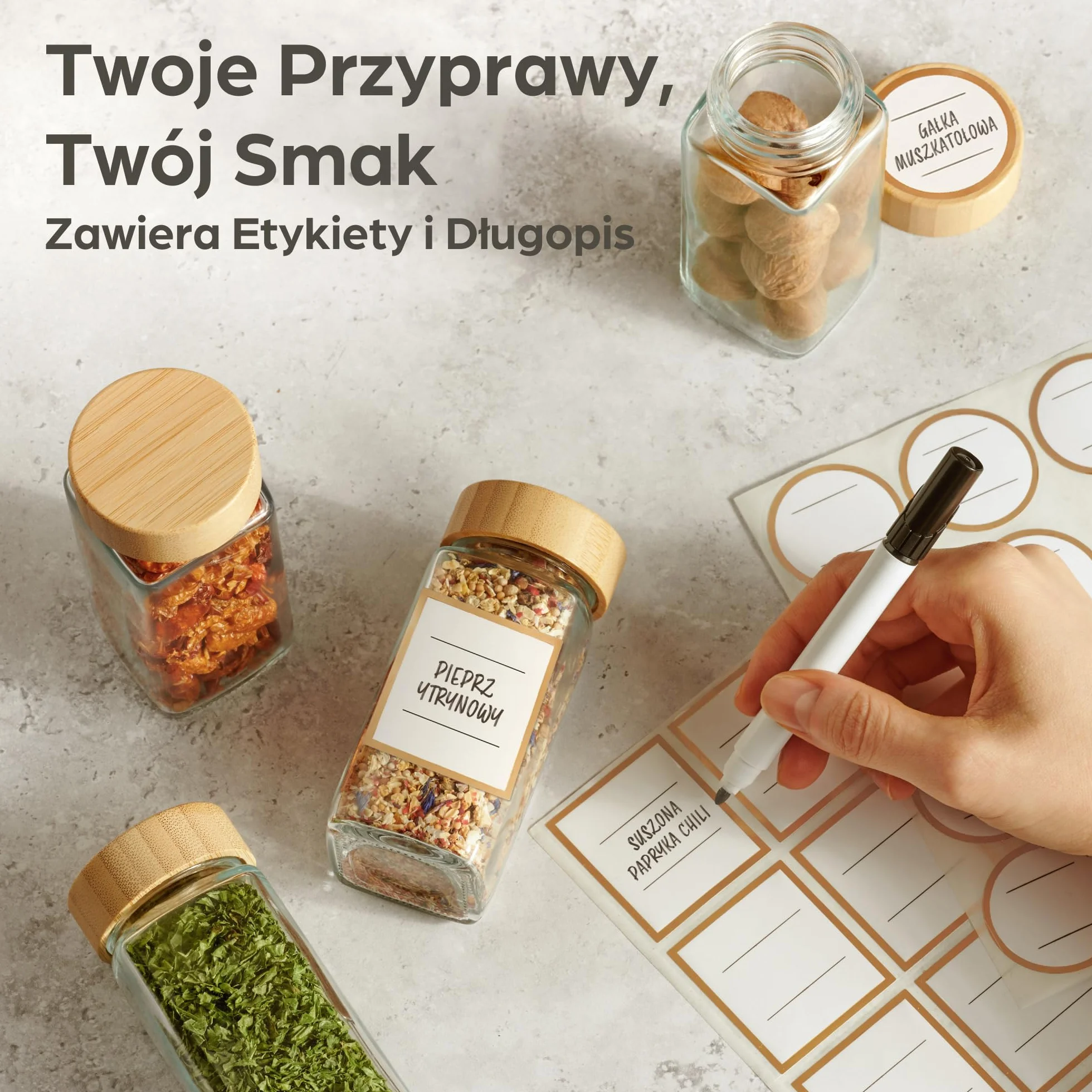 Praknu Słoiczki na Przyprawy z Bambusową Pokrywką - Zestaw 12 Sztuk - 120ml Pojemników na Przyprawy - Z Etykiety, Szczoteczkę i Drewnianą Łyżkę - Różne Nasadki do Wytrząsarek
