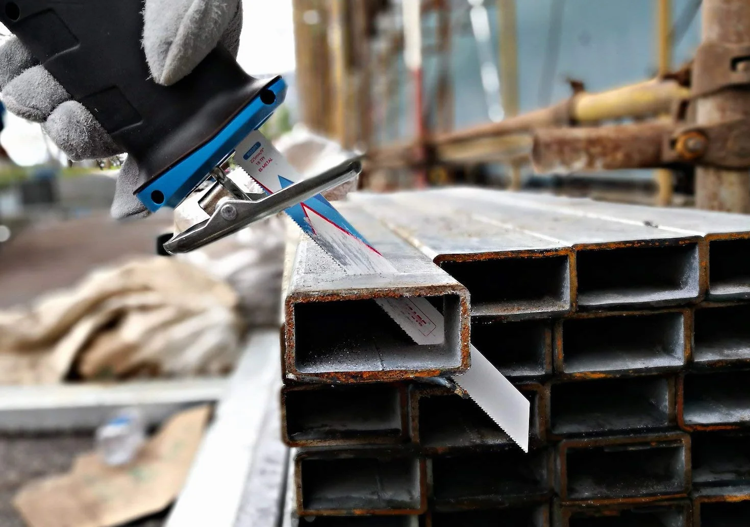 EZARC Brzeszczot do piły szablastej bi-metalowe kobaltowe brzeszczoty do cięcia cienkiego i średniego metalu 225 mm 18TPI R922PT (5-pak)