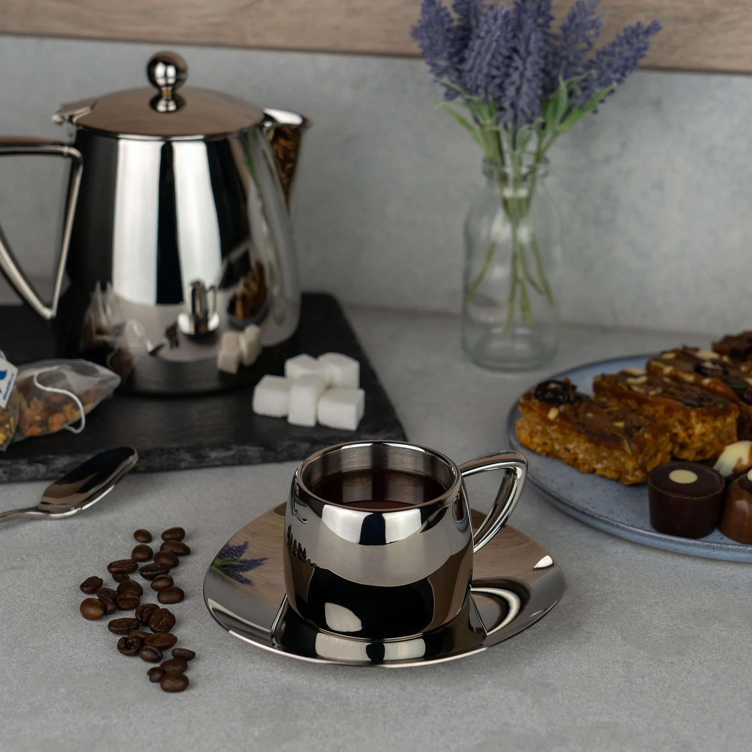 Art Deco kubek i spodek ze stali nierdzewnej 18/10 polerowane na wysoki połysk