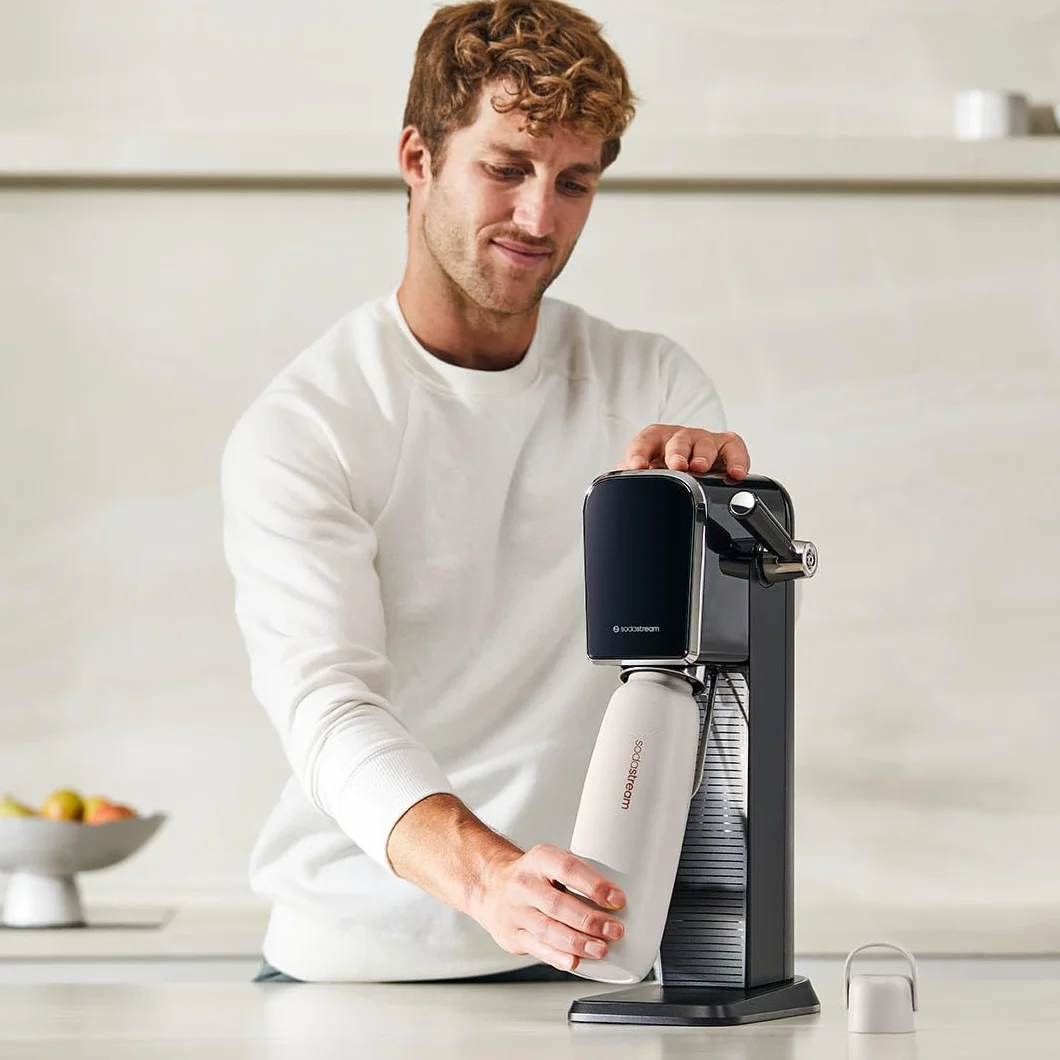 SodaStream Fizz&go Cool metalowa butelka 0,9 l, nadaje się do mycia w zmywarce, kompatybilna z Duo, E-Duo, Terra itp., utrzymuje ciepło i zimno do 12 godzin, nie zawiera BPA, 1 sztuka