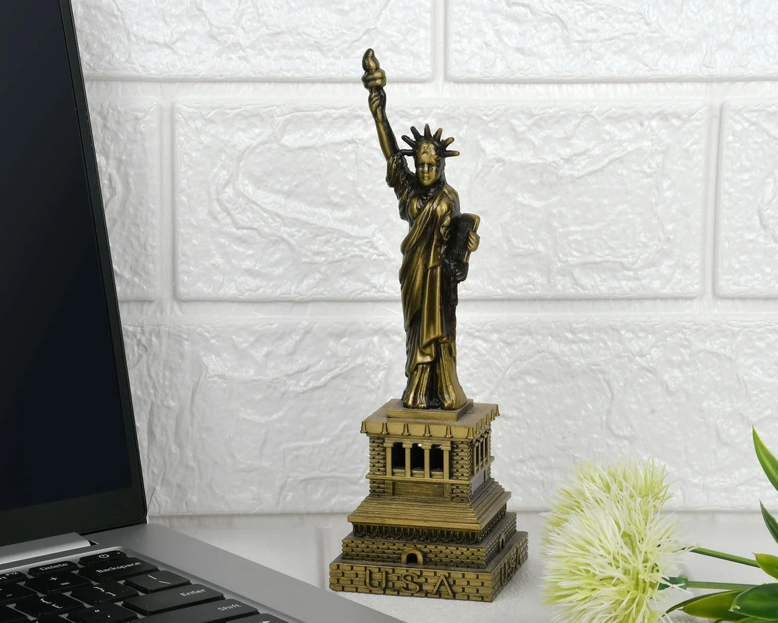 ds. distinctive style Statua Wolności Model Statua Wolności Metalowa Statua Wolności Figurka na pamiątkę (15 cm)