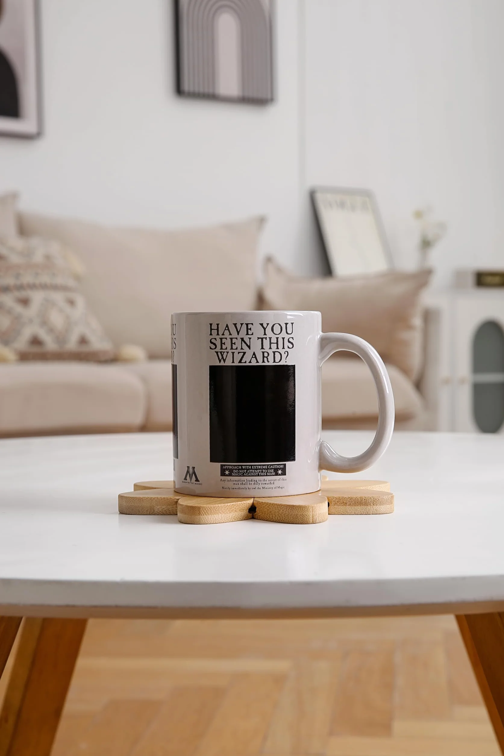 HARRY POTTER (WANTED SIRIUS BLACK) HEAT CHANGE MUG