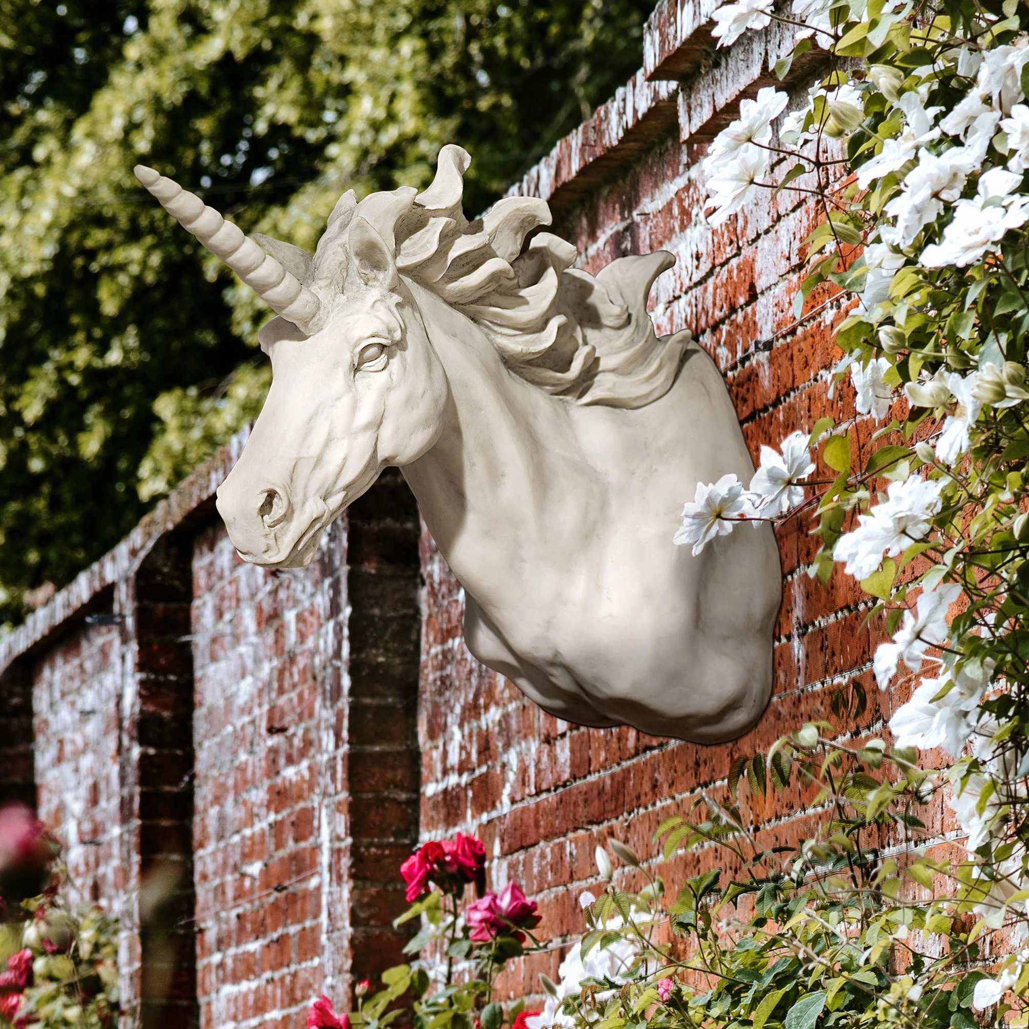 Design Toscano Alicorn jednorożec koń trofeum rzeźba ścienna, żywica poliestrowa, antyczny kamień, 33 cm