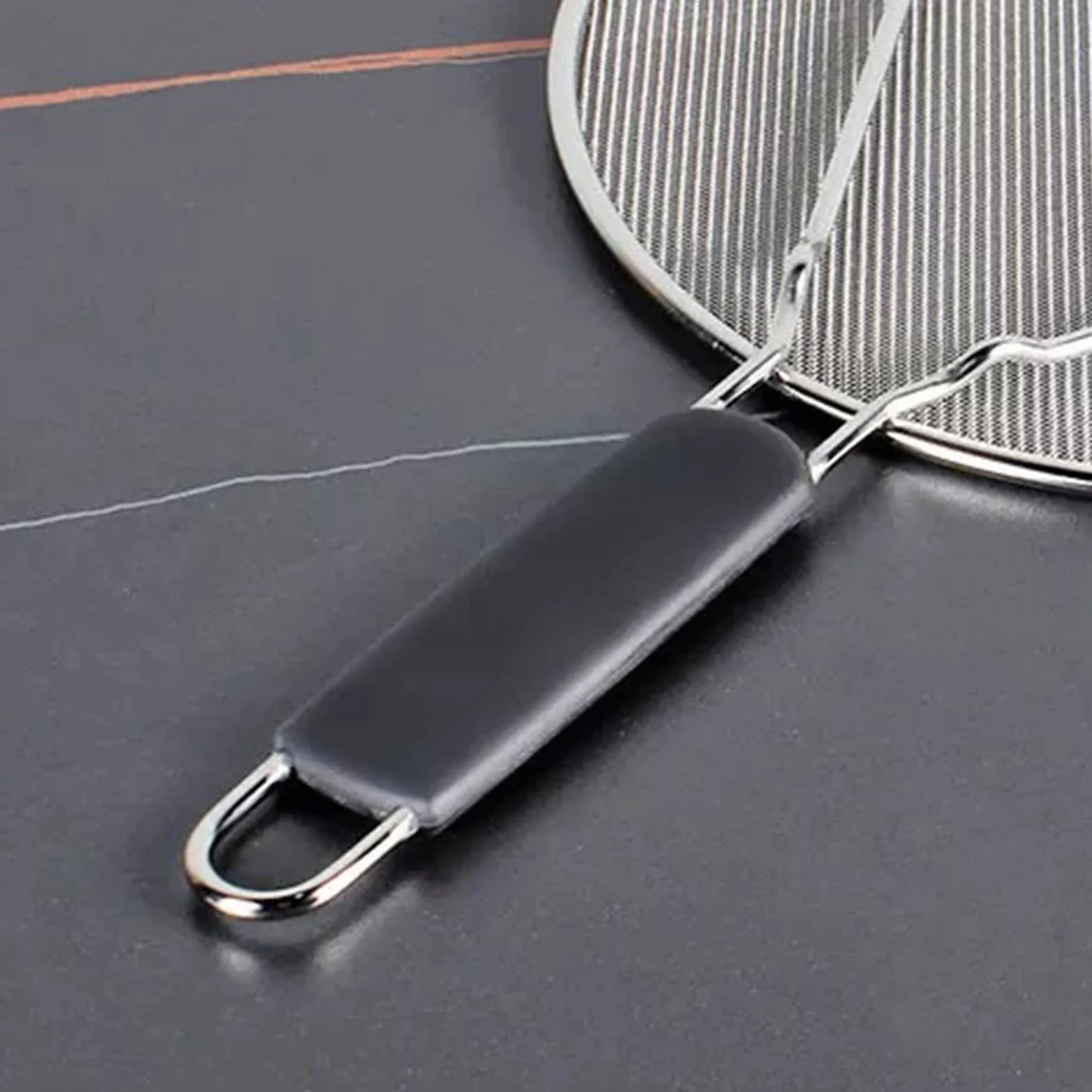 Fine Mesh Grease Splatter Screen Guard, Kitchen Protector for Frying Pan, Skillet, Stove, Oven, Grill, Pot, and Air Fryer, Prevents Oil Splash and Keeps Cooking Area Clean for Bacon, Sauces