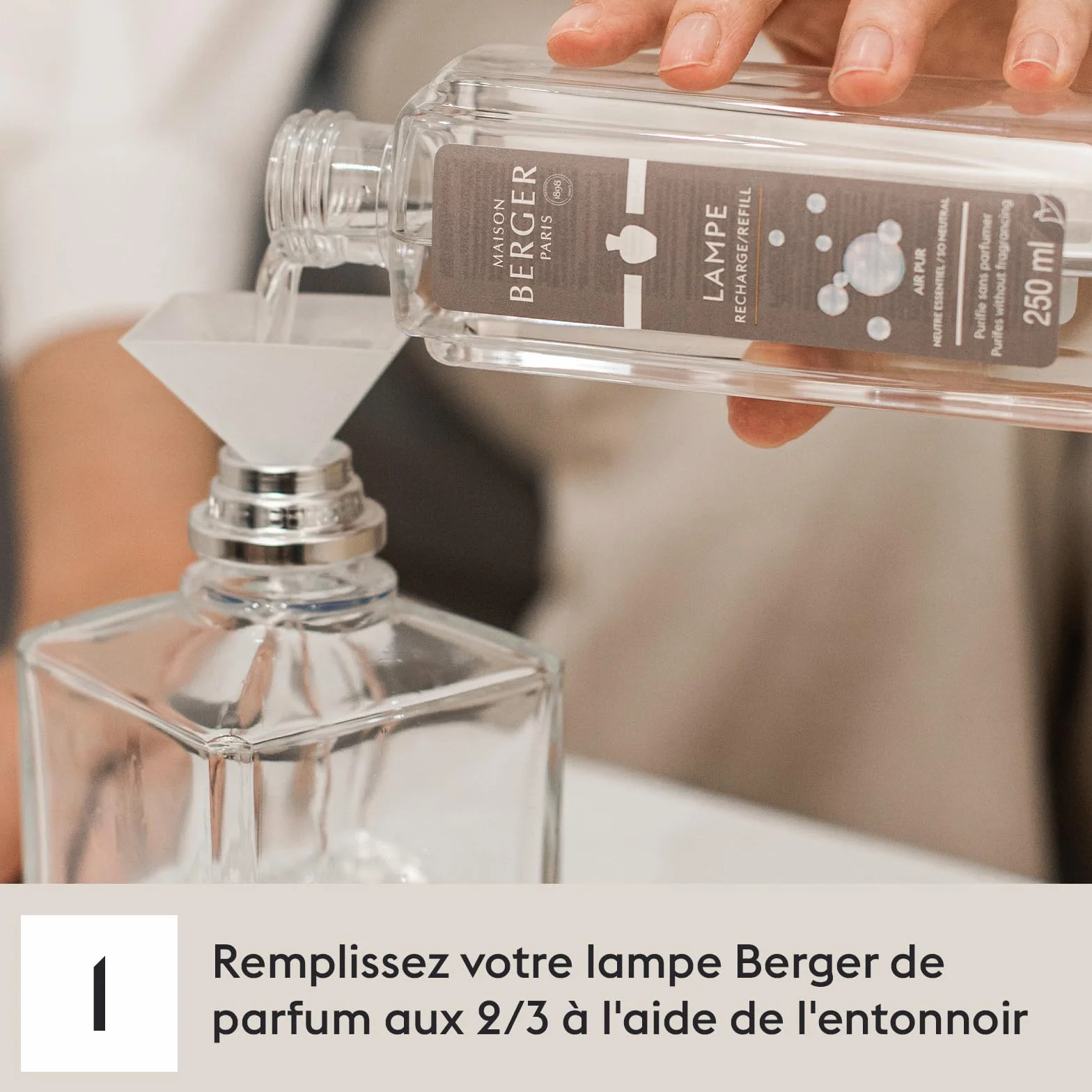Maison Berger – Uzupełnienie świeża bryza oceaniczna 500 ml do lampy Berger – neutralizujący zapachy olejek zapachowy 2 w 1 – zapachy morskie, białe piżmo
