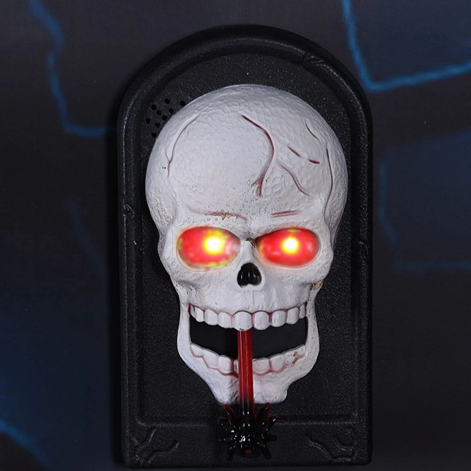 Upiorny dzwonek do drzwi wystający język kryty wystrój na zewnątrz łatwy w użyciu do nawiedzonego domu Escape Room Halloween dzwonek do dekoracji: Kształt czaszki