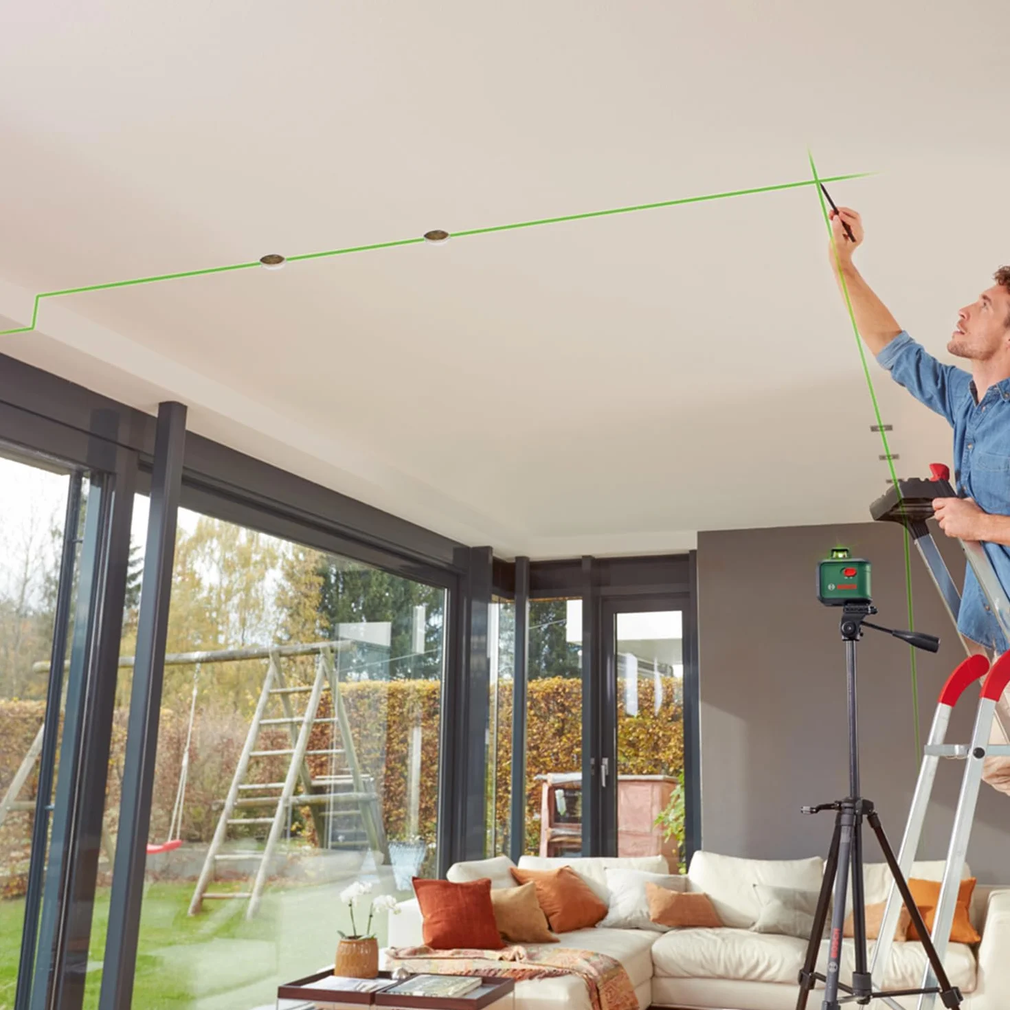 Laser krzyżowy Bosch AdvancedLevel 360 Set (3 linie laserowe, w tym 360° do wyrównywania elementów w całym pomieszczeniu, opakowanie kartonowe E-Commerce)