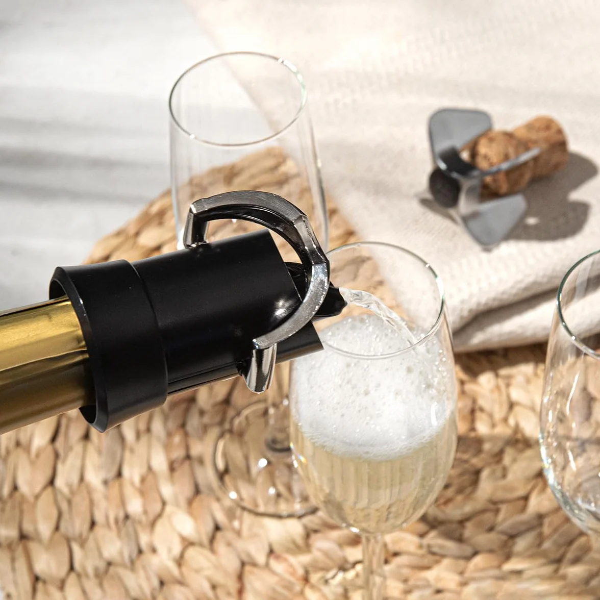 Vacu Vin Champagne Saver korek i nalewak czarny 59 ml