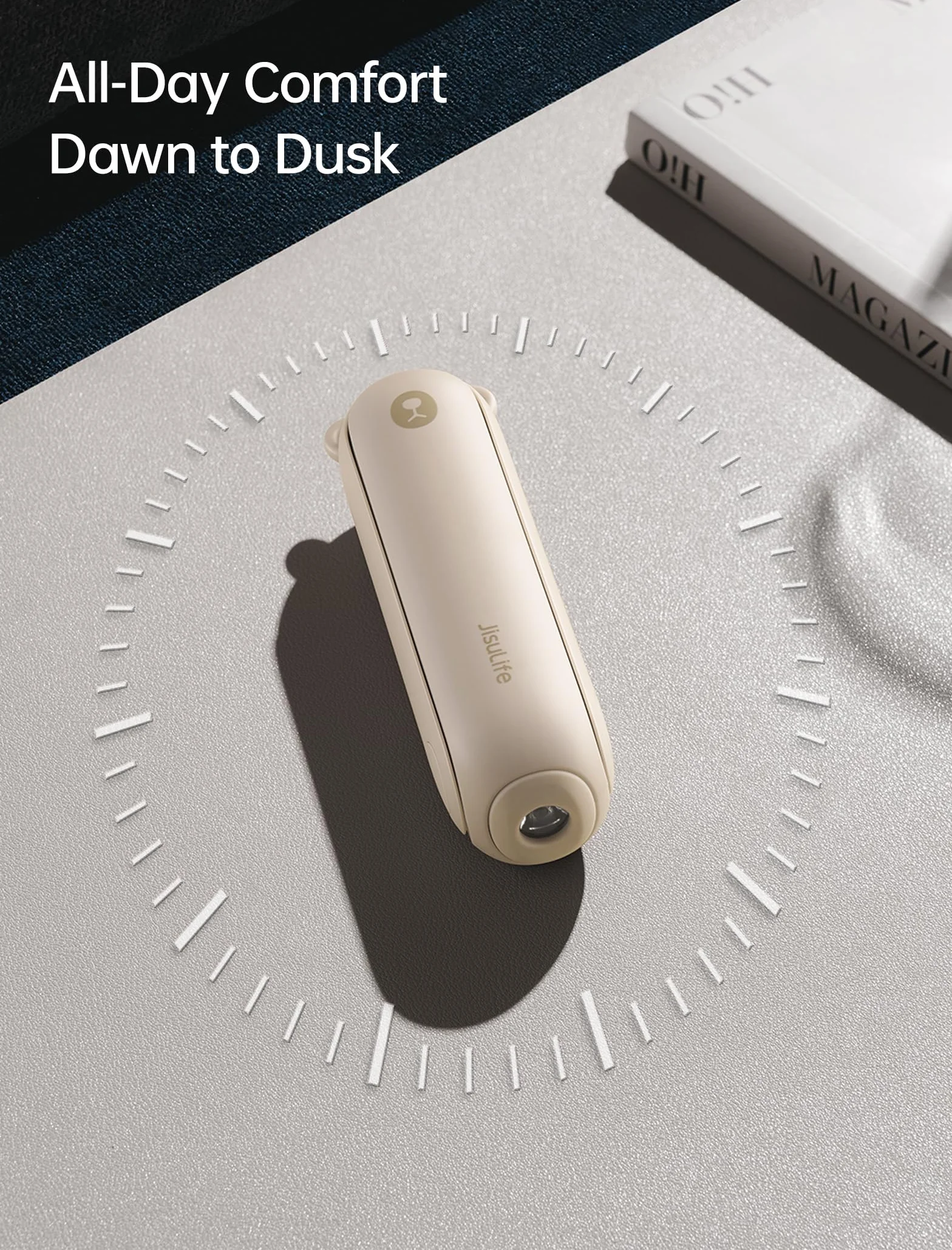 JISULIFE Mini wentylator ręczny, ulepszony, przenośny wentylator o czasie pracy do 24 godzin, cyfrowy wyświetlacz LED, łączy powerbank i latarkę, idealny w podróży, na lato, koncert, brązowy