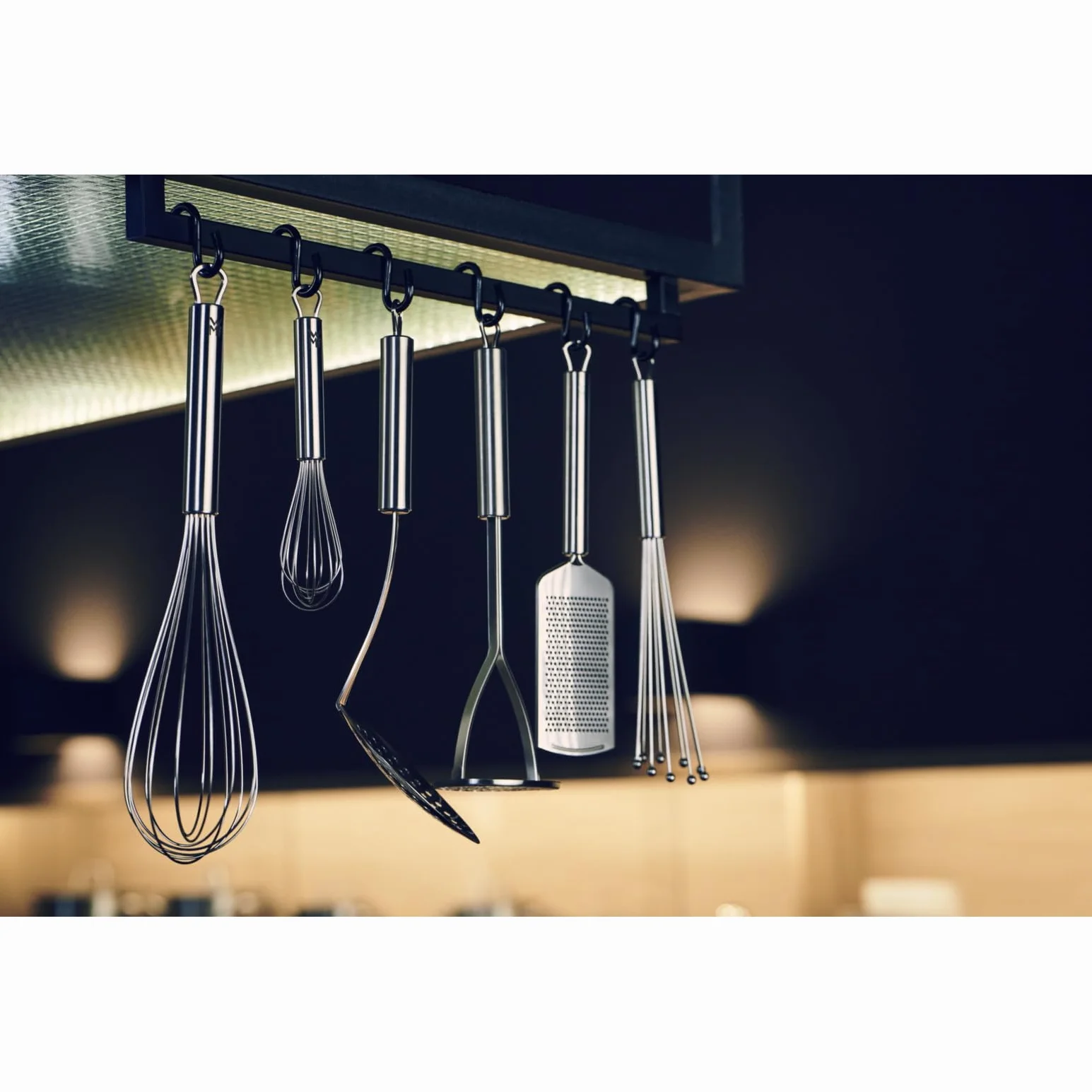 WMF Profi Plus tarka kuchenna ze stali nierdzewnej, drobna 25 x 6 cm, tarka do sera, tarka do parmezanu, stal nierdzewna Cromargan, częściowo matowana, nadaje się do mycia w zmywarce