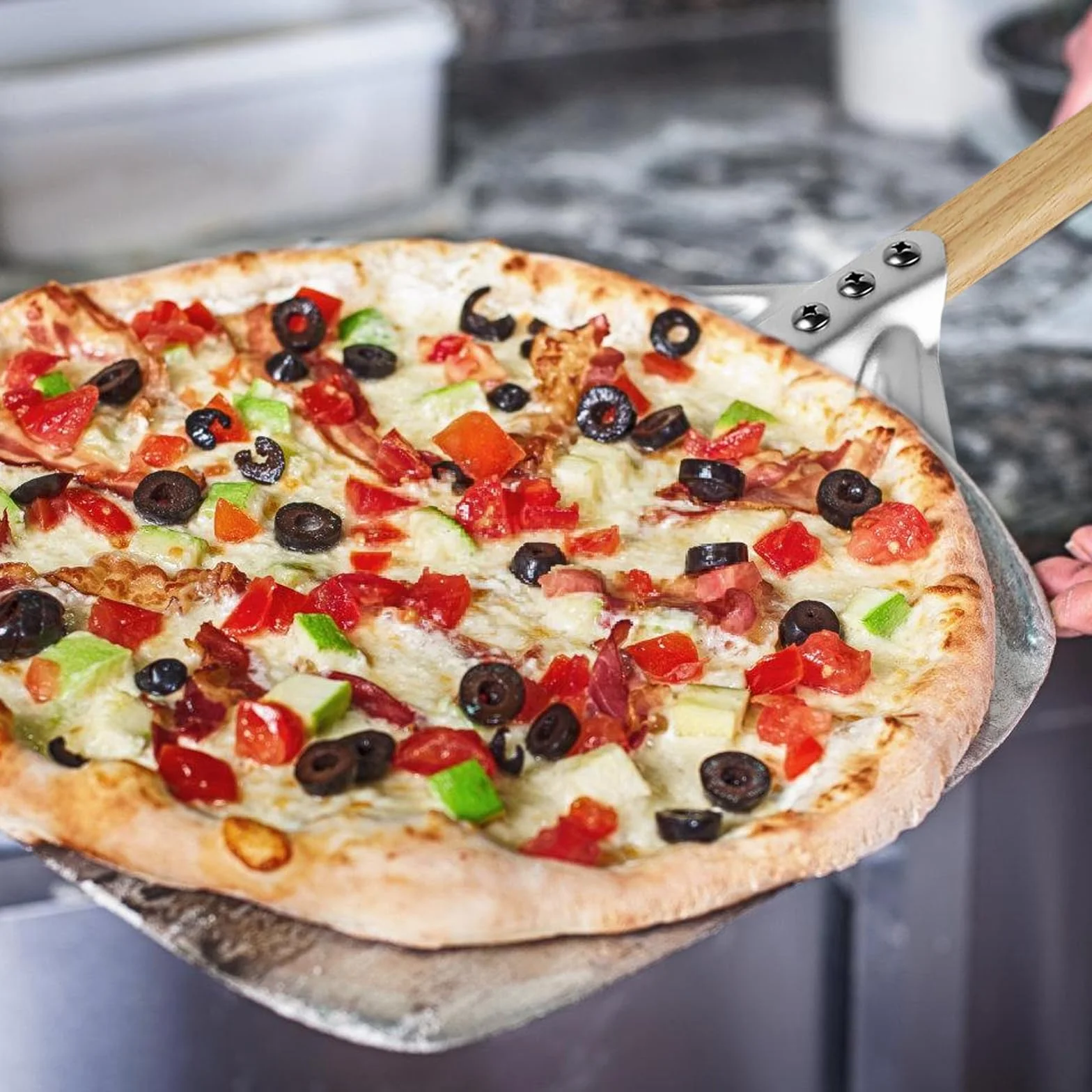 HOMURY Perforowana łopatka do pizzy 30 cm ze zdejmowanym uchwytem z twardego anodowanego aluminium