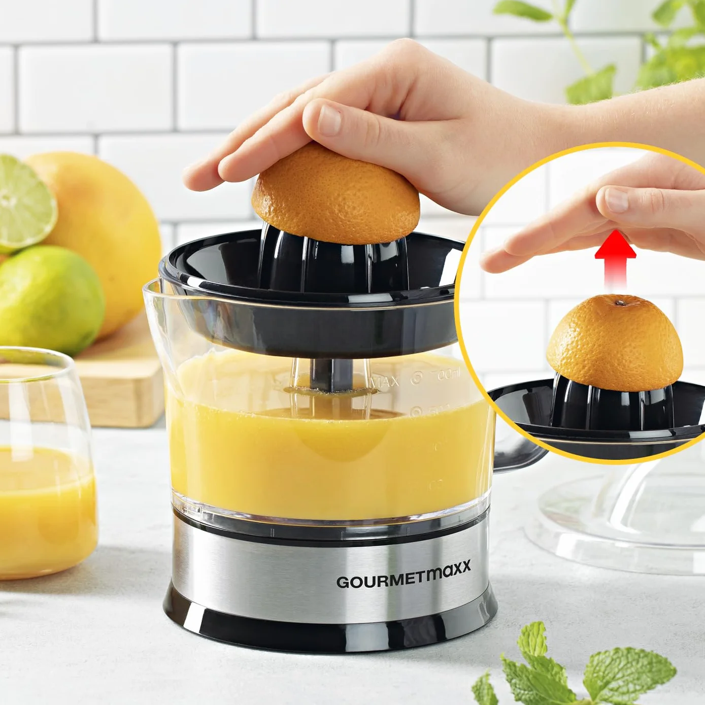 GOURMETmaxx Elektryczna sokowirówka do owoców cytrusowych i soku pomarańczowego | wyciskarka do soków o pojemności do 700 ml | wyciskarka do cytrusów z różnymi akcesoriami dla najświeższego smaku | 40