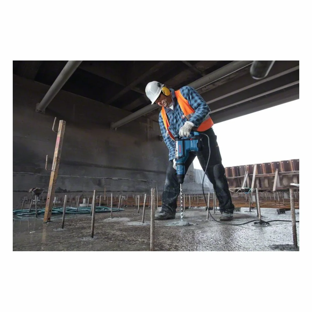 Bosch Professional: młot udarowo-obrotowy GBH 8-45 DV (1 500 W, uchwyt SDS max, nominalna prędkość obrotowa 165 – 300 min-1, walizka)